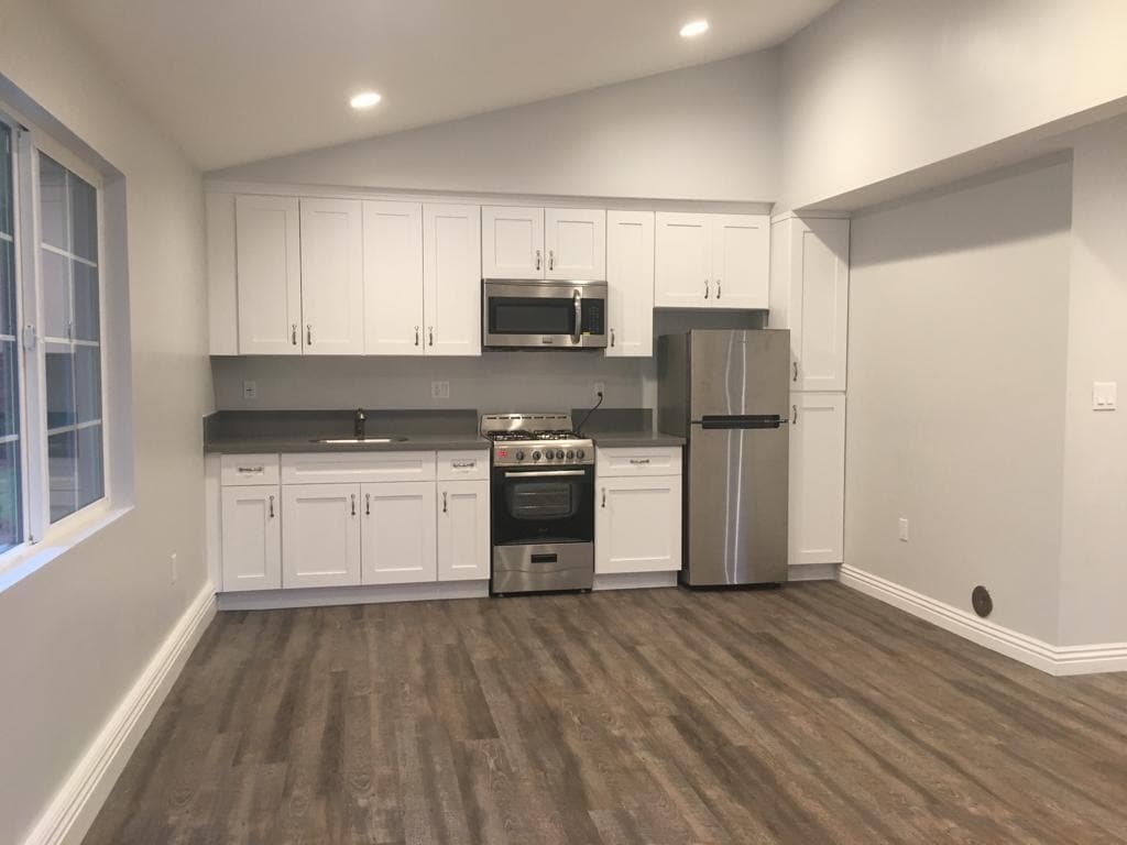 Primary Photo - 12762 Meadowlark Ave