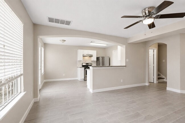 Building Photo - 12511 Jade Treasure Dr