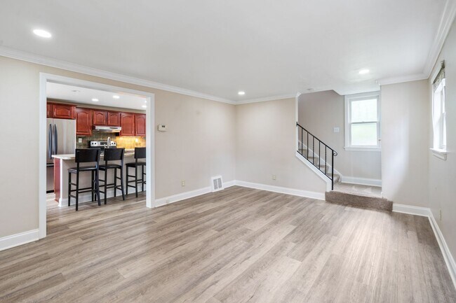 Foto del edificio - Beautiful 3 Bed, 1 Bath in Brentwood - Cen...