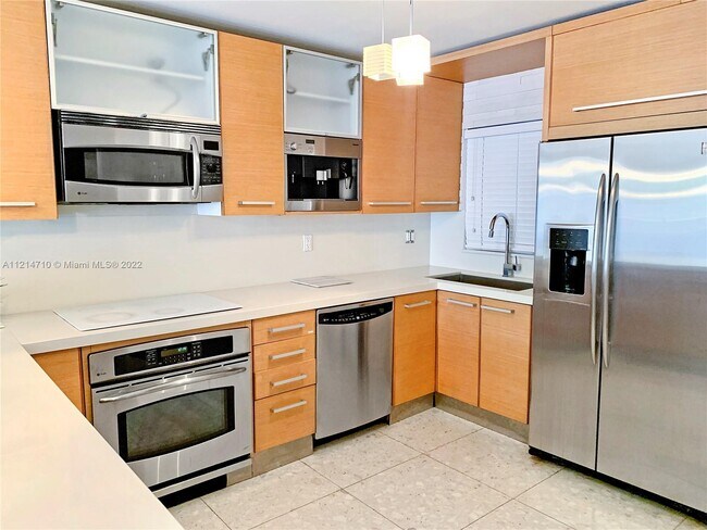 Foto del edificio - 1331 Lincoln Rd