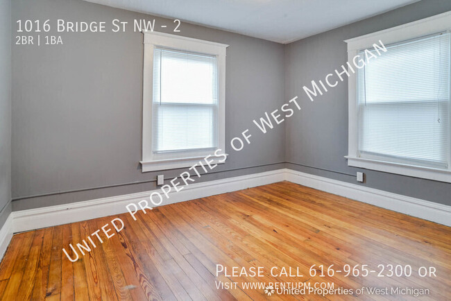 Building Photo - Pre Lease | Available 8/6/25 | Cozy 2 Bed ...
