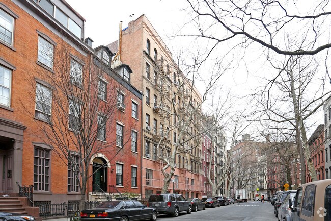 Building Photo - 53-55 Morton St