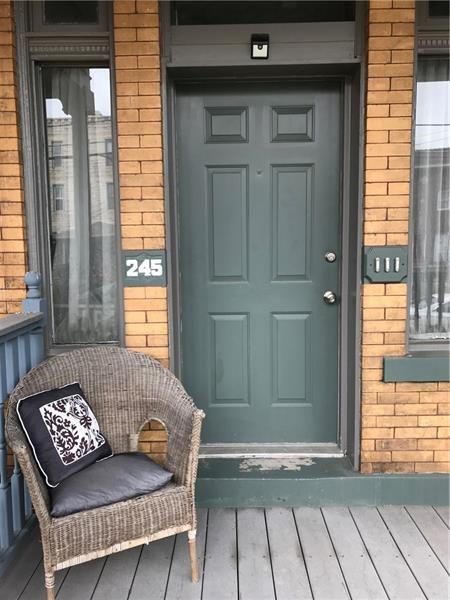 Foto del edificio - 245 N Millvale Ave