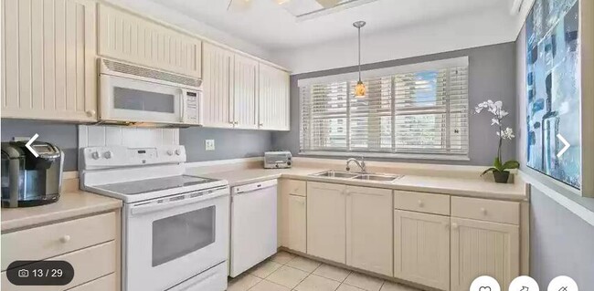 Building Photo - 3300 S Ocean Blvd