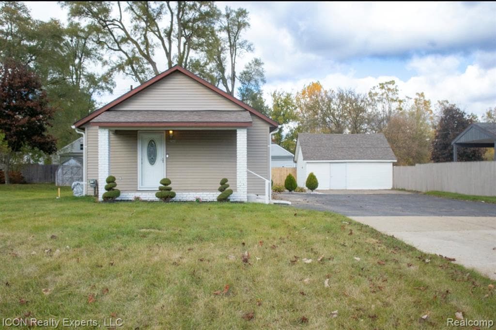 Foto principal - 743 Hollister St