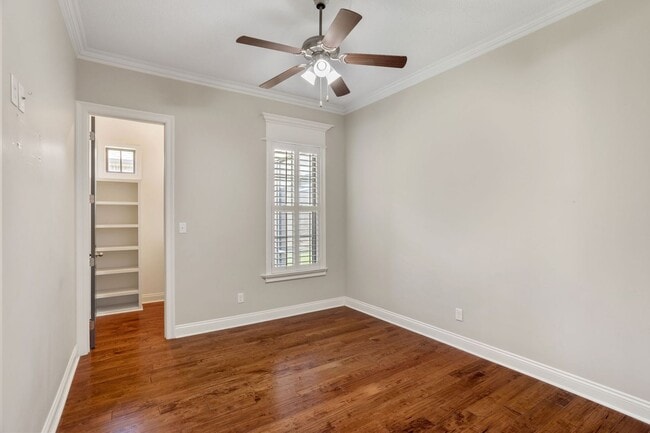 Building Photo - 5807 Willow Breeze Dr