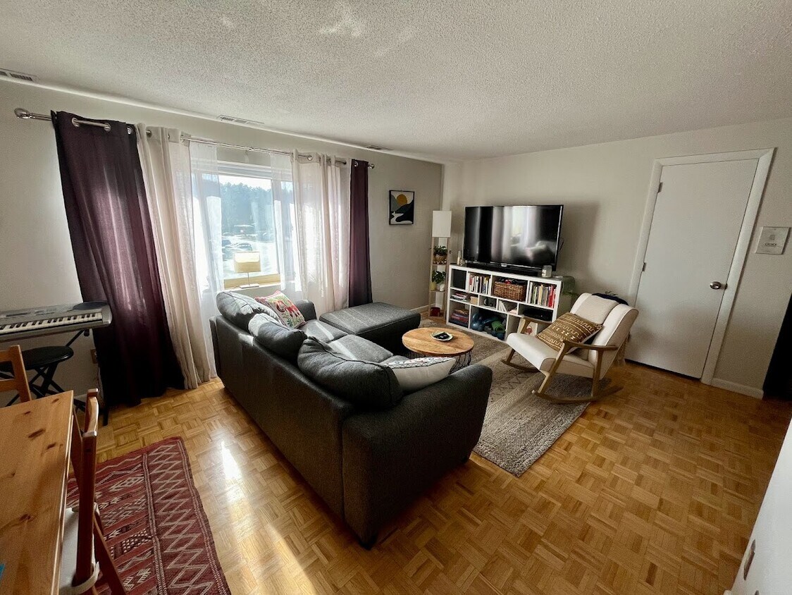 Primary Photo - 300 Park Terrace Dr
