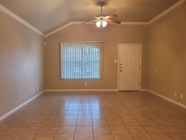 Building Photo - 1306 Powder River