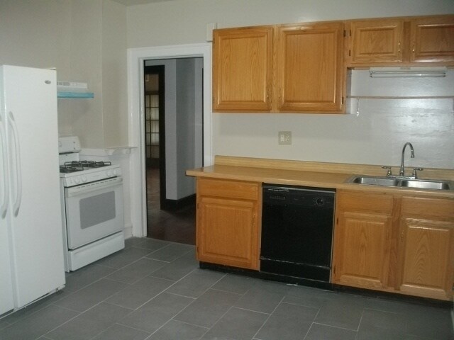 Foto del edificio - 419 Hickory St