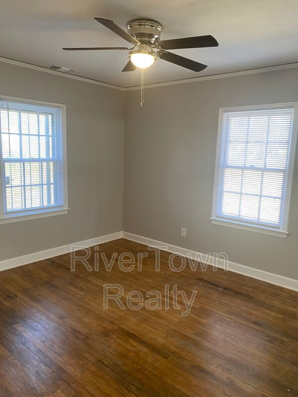 Building Photo - 1026 Cindy Ln