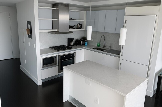 Foto del edificio - 77 Hudson St