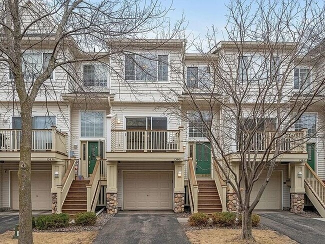 Building Photo - 13840 54th Ave N