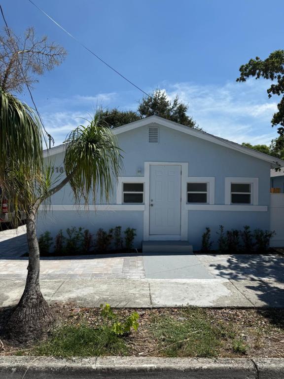 Foto principal - 1116 10th St