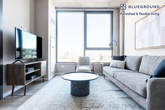 Building Photo - 939 W Washington Blvd