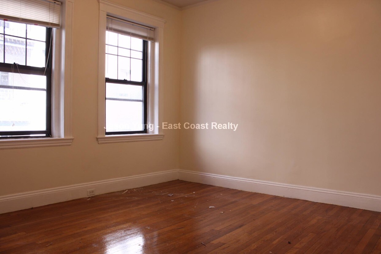 Foto principal - 315 Allston St