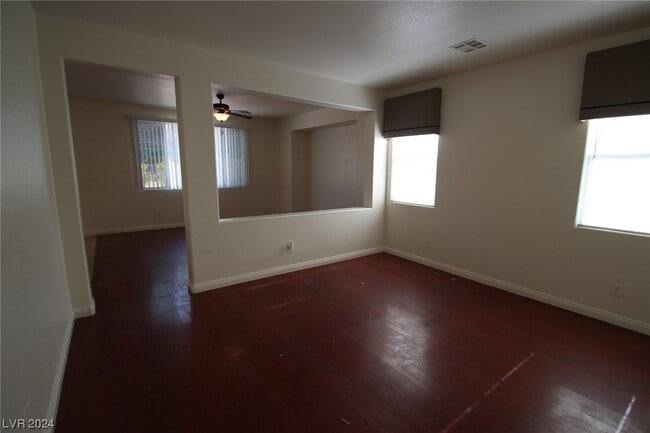 Building Photo - 2417 Canberra Ave