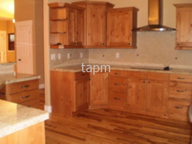 Building Photo - 7700 Poudre River Rd