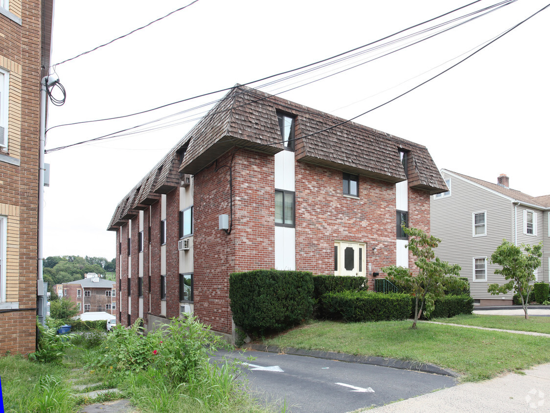 Building Photo - 249 Grove St