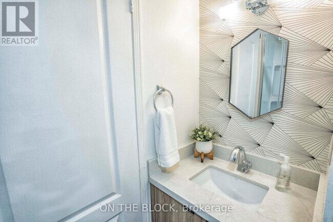 Photo du bâtiment - 49 Leslie St