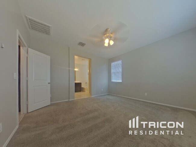 Building Photo - 2705 S 116th Ave