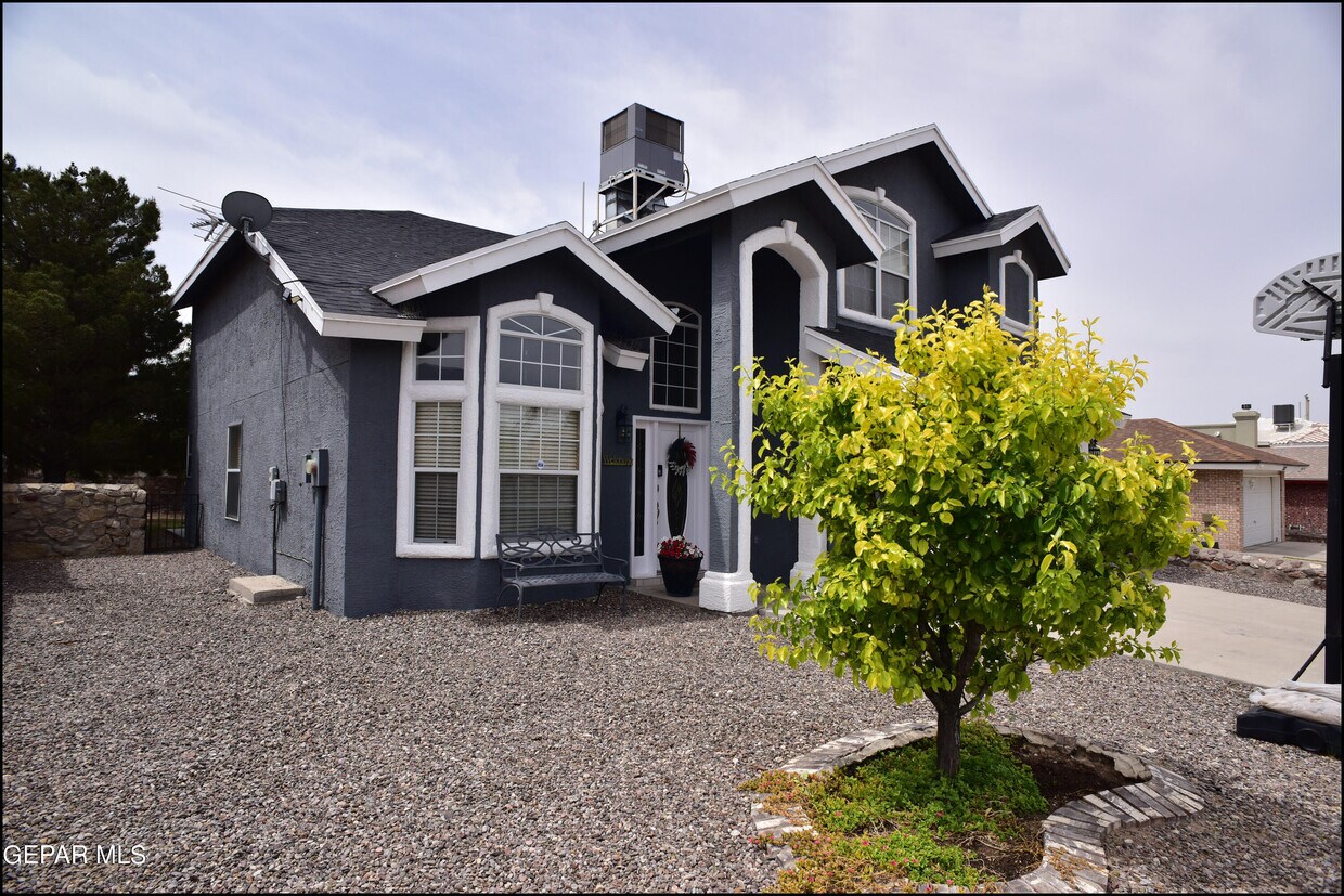 Primary Photo - 1316 Black Ridge Dr