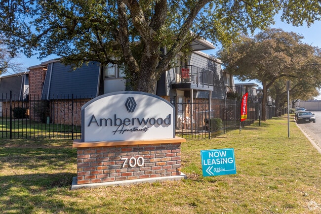Building Photo - Amberwood Apartments
