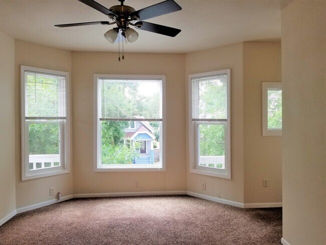 Foto del edificio - Clark - 2106-08 N 1st St