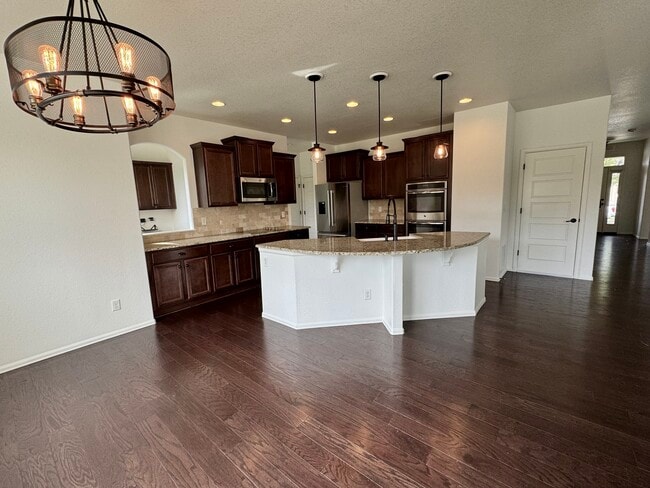 Building Photo - 2211 Winding Dr