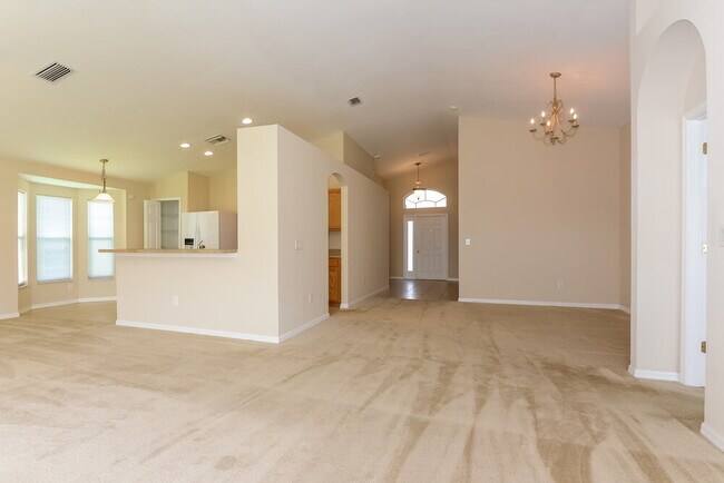 Foto del edificio - 5446 Passing Pine Ln