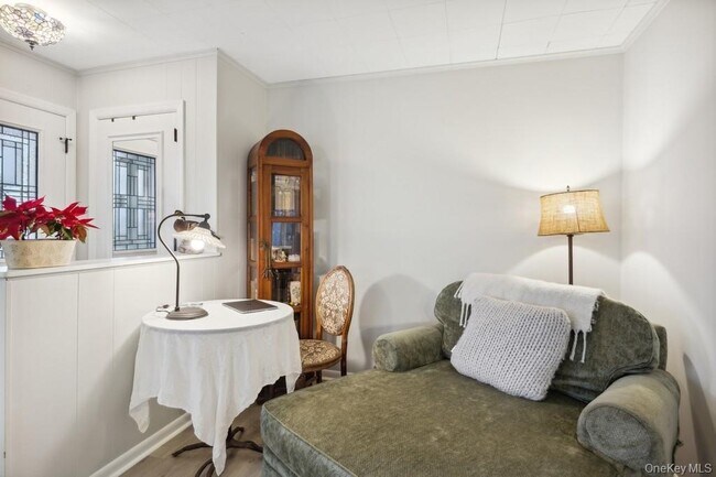 Building Photo - 70 S Delrey Rd