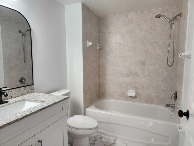 Foto del edificio - 4523 Oak Terrace Dr