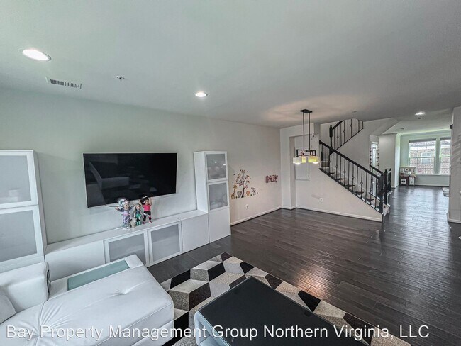 Foto del edificio - 3 br, 2.5 bath House - 13699 Endeavour Dr