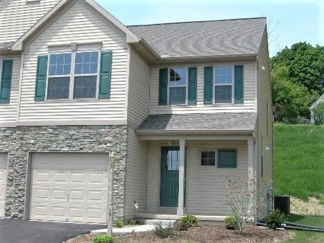 Primary Photo - 191 Eagle Dr