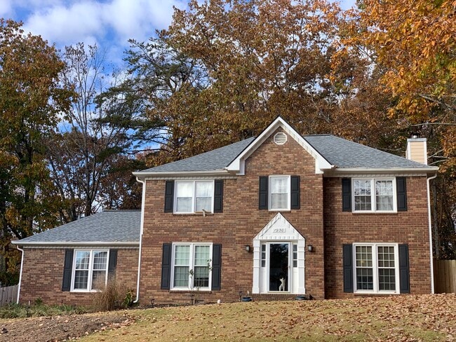 Building Photo - 1930 Oak Ridge Ct