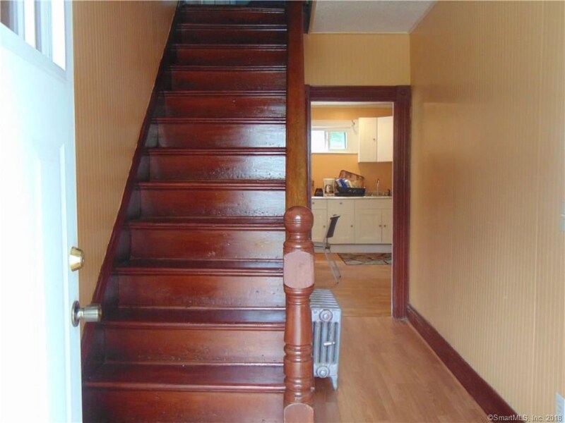 38 14th St, Norwich, CT 06360 Townhome Rentals in Norwich CT