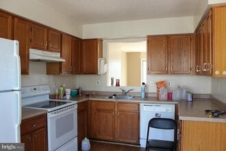 Building Photo - 10503 Oronoco Ln