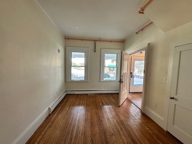 Foto del edificio - 440 Newtonville Ave