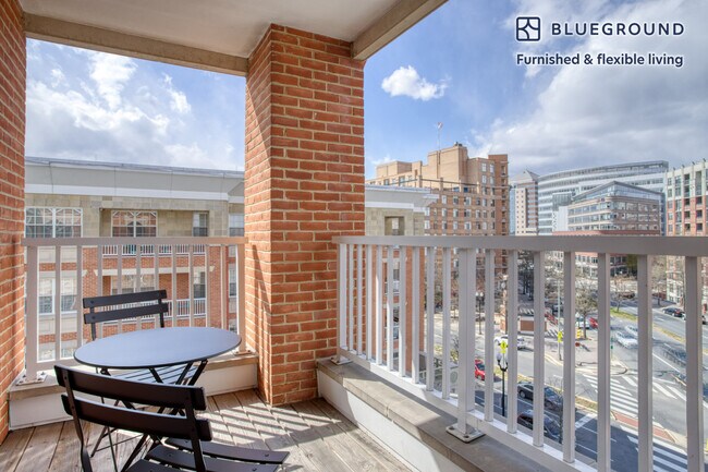 Foto del edificio - 925 N Garfield St