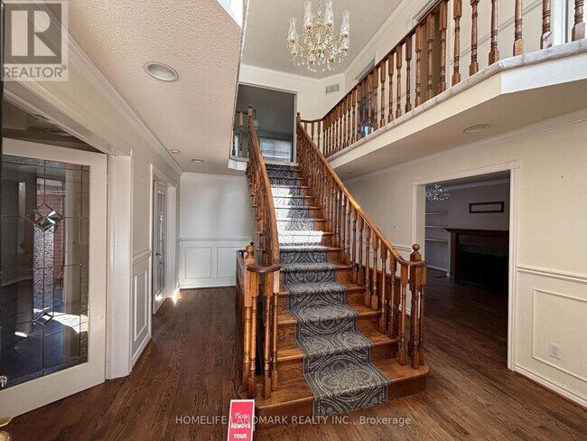 Photo du bâtiment - 109 Carlyle Crescent