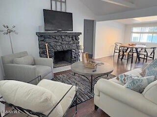 Foto del edificio - 17812 Elizabeth Lake Rd