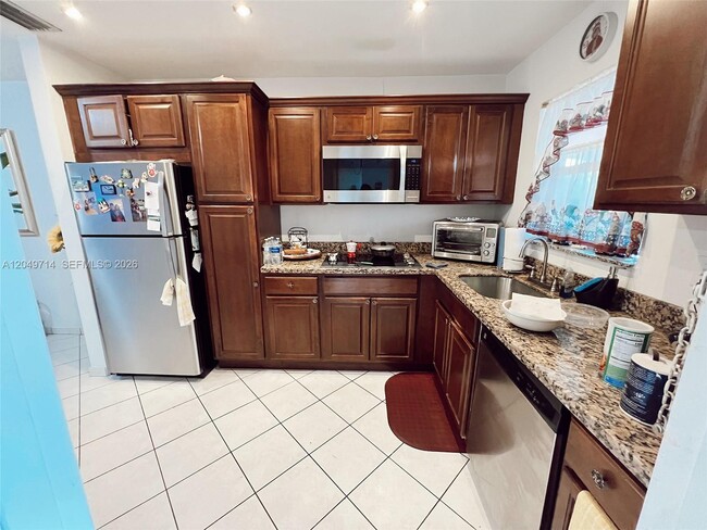 Foto del edificio - 501 Blue Heron Dr