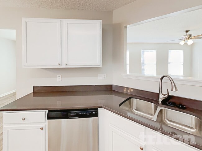 Building Photo - 3400 Futura Ln
