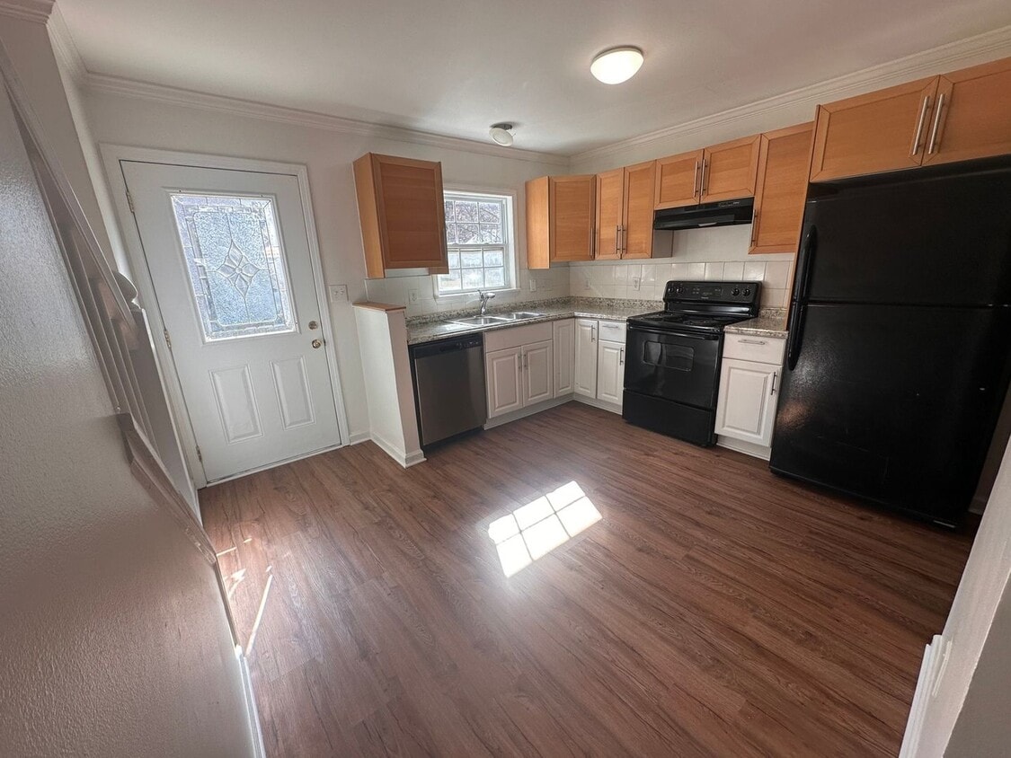 Charming 3BR Townhome in Atlanta - Charming 3BR Townhome in Atlanta