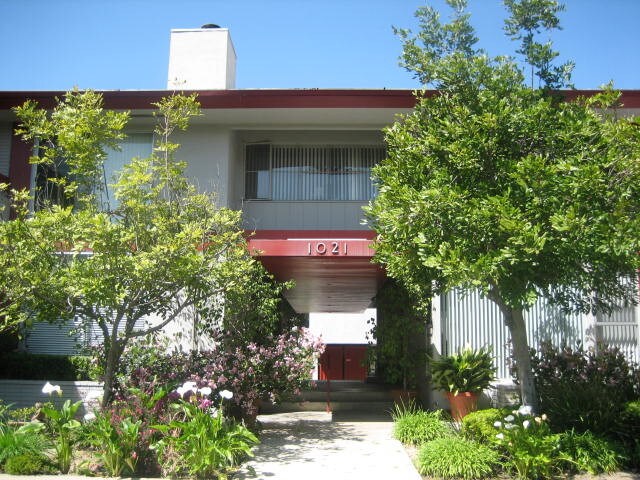 Primary Photo - 1021 S Orange Grove Blvd