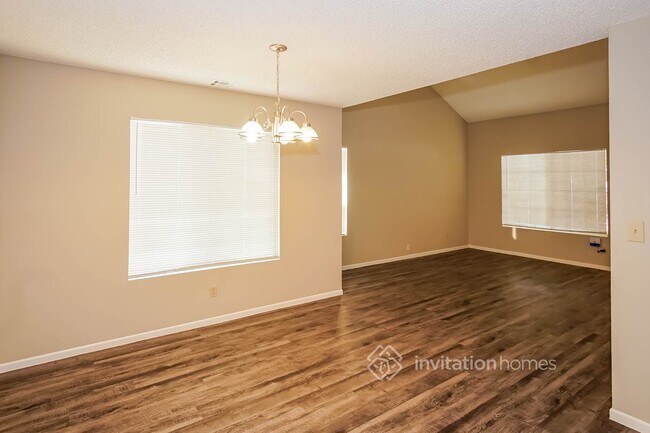 Building Photo - 9645 Swan Bay Dr