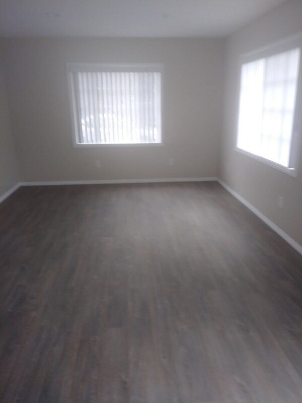 Foto principal - 5850 David Ave