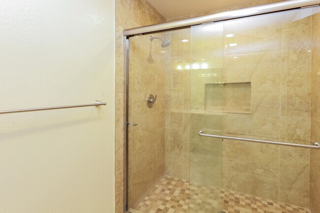 Foto del edificio - 1552 Vistagrand Dr