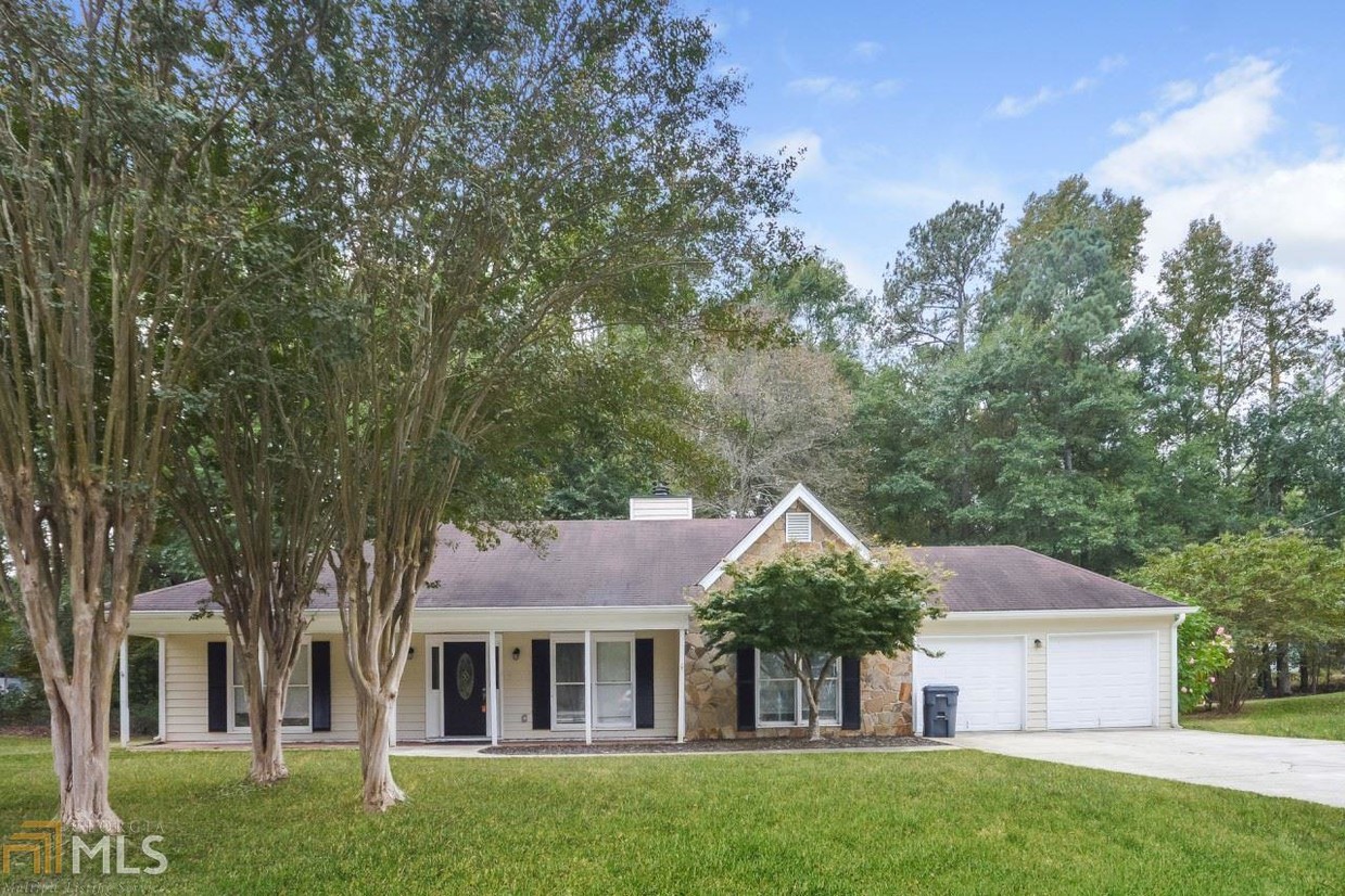 Primary Photo - 125 Christian Woods Dr