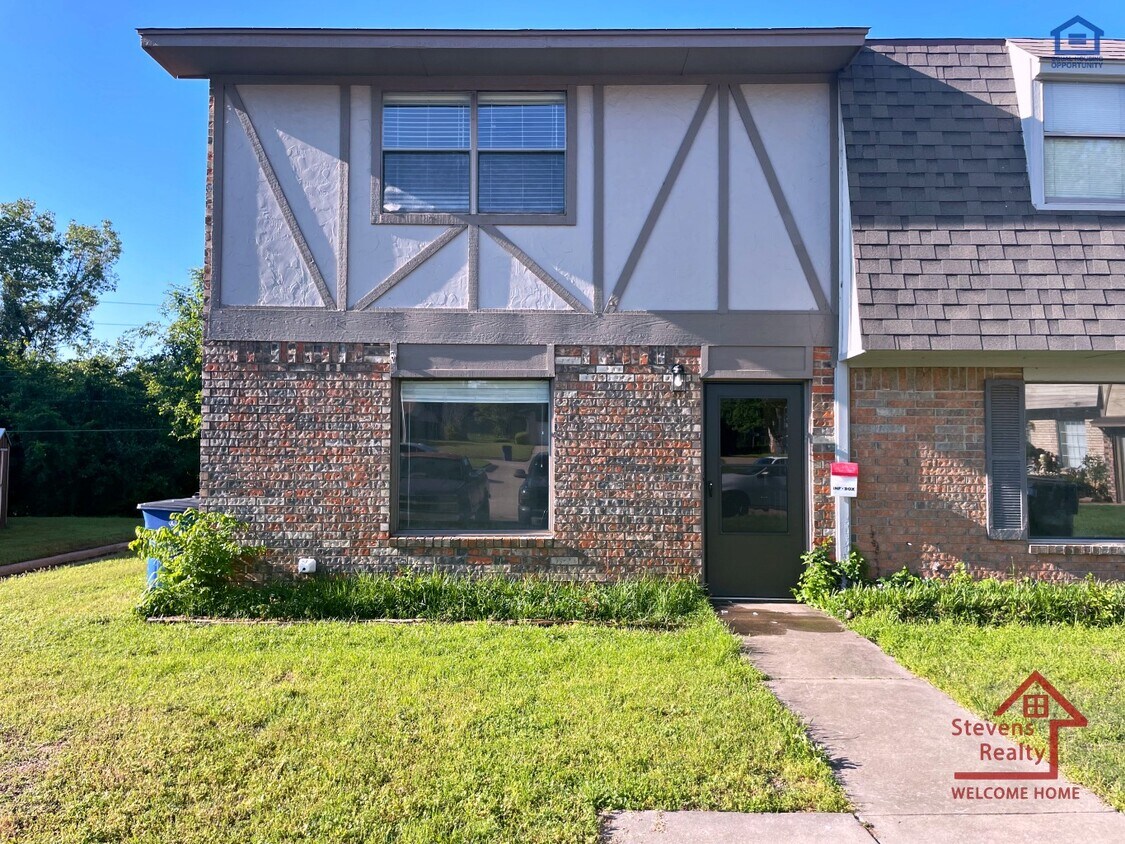 Foto principal - 2614 Martin Ln