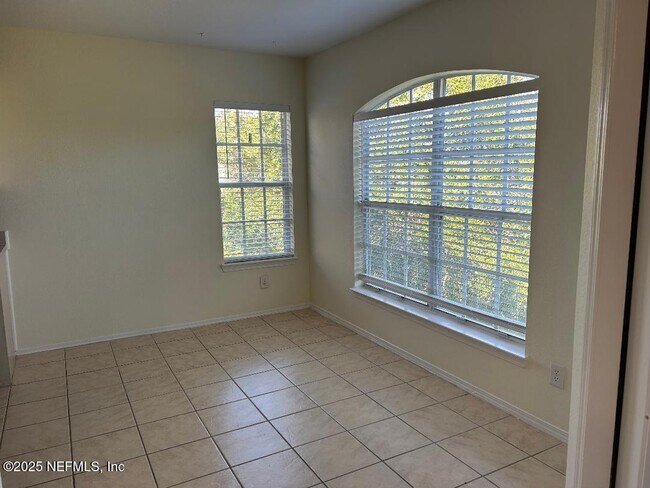 Foto del edificio - 1701 The Greens Way